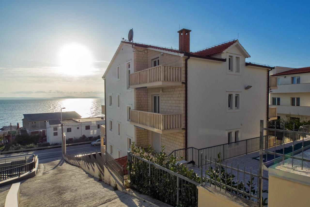 Apartments Toni 2000 Podstrana Bagian luar foto