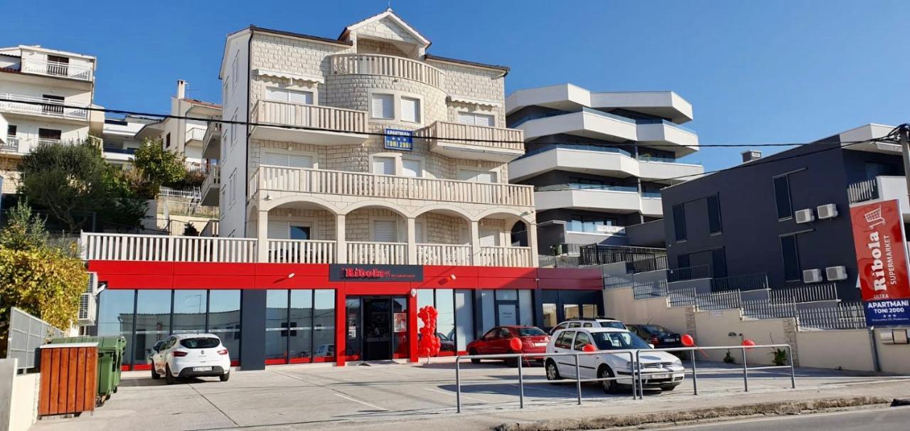 Apartments Toni 2000 Podstrana Bagian luar foto